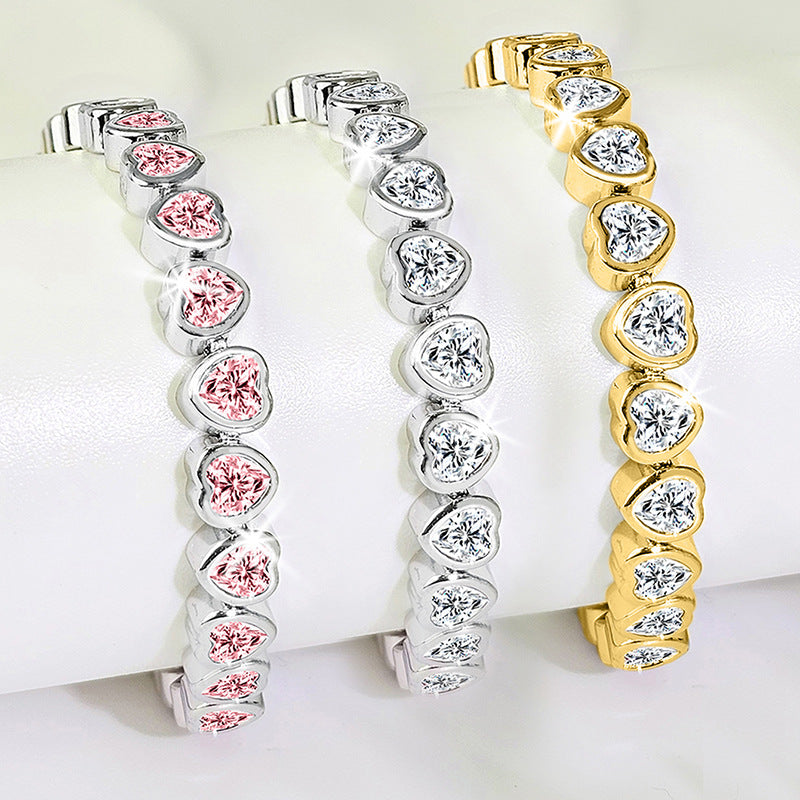 Romantic Trimmed Heart Shape 3A Zirconia Love Bracelet Copper Electroplated Gold Fashion Trendy