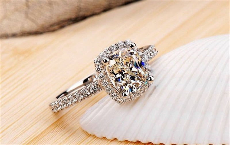 Women's Zircon Ring | Gold-Tone Alloy | Diamond-Style Stone | Sizes 6-10 | Wedding & Engagement Jewelry