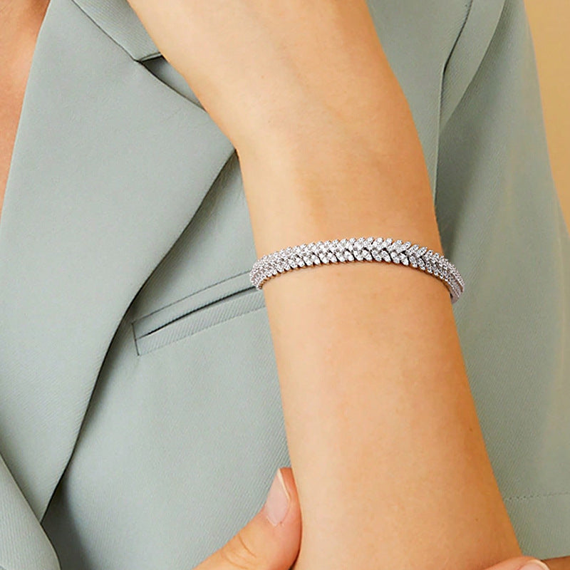 Fashion Chain Bracelet with Fishbone Zircon, Gold and Silver, Elegant Full Diamond Tennis Bracelet for Women, Mother's Day Gift