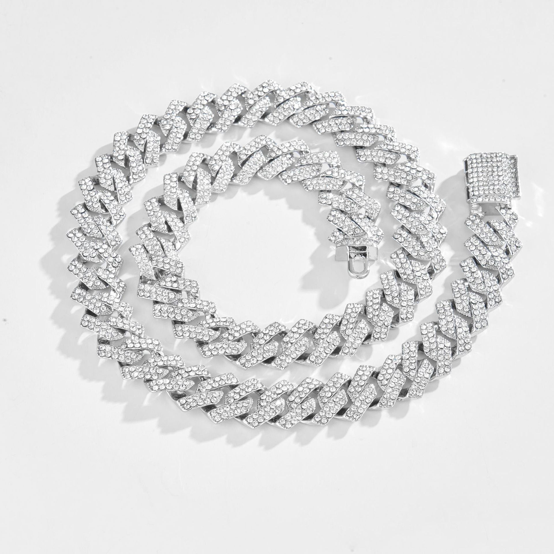 Cadena Cubana 15mm Full Diamantes
